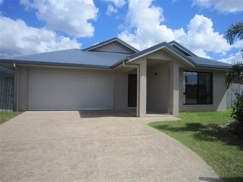 3 Guiness Close, White Rock QLD 4868