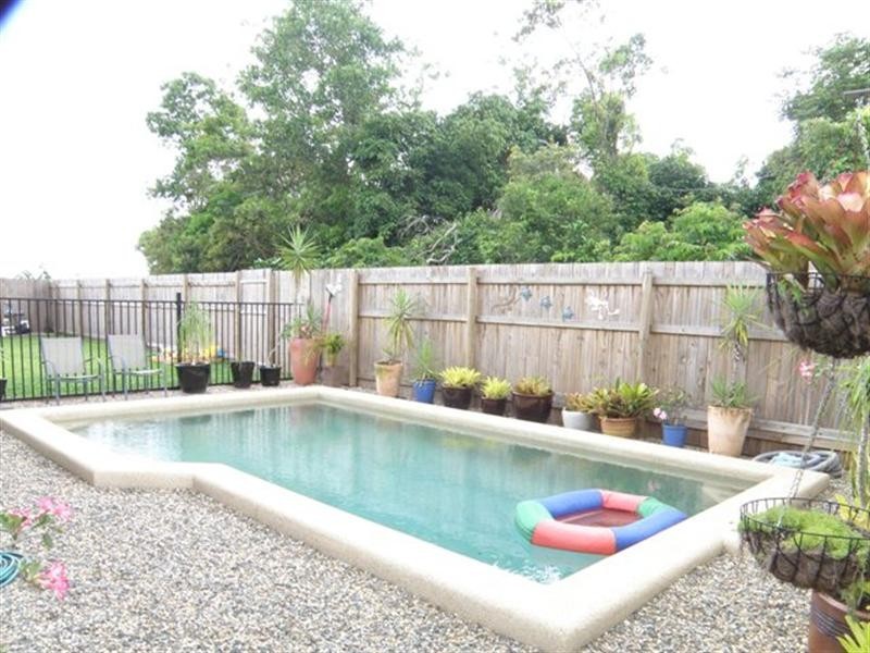 Bentley Park QLD 4869