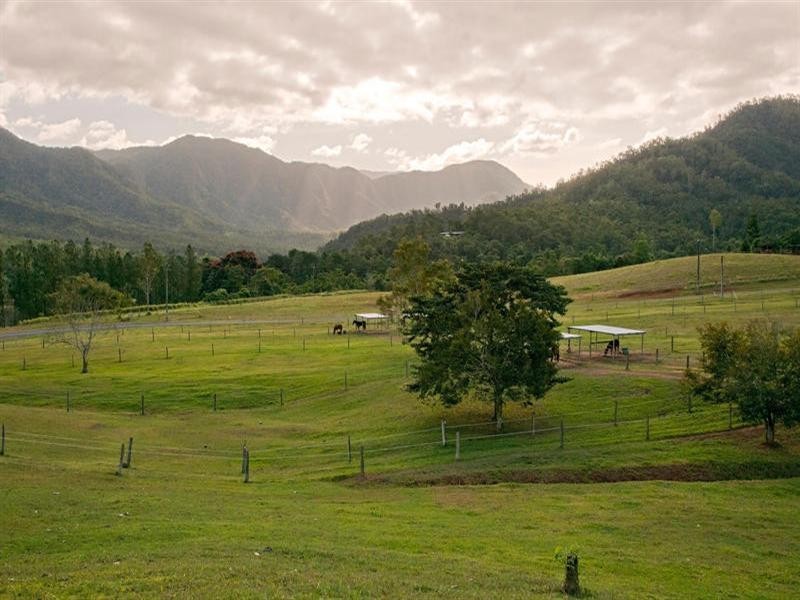 3 Beryl Ann Drive, Gordonvale QLD 4865