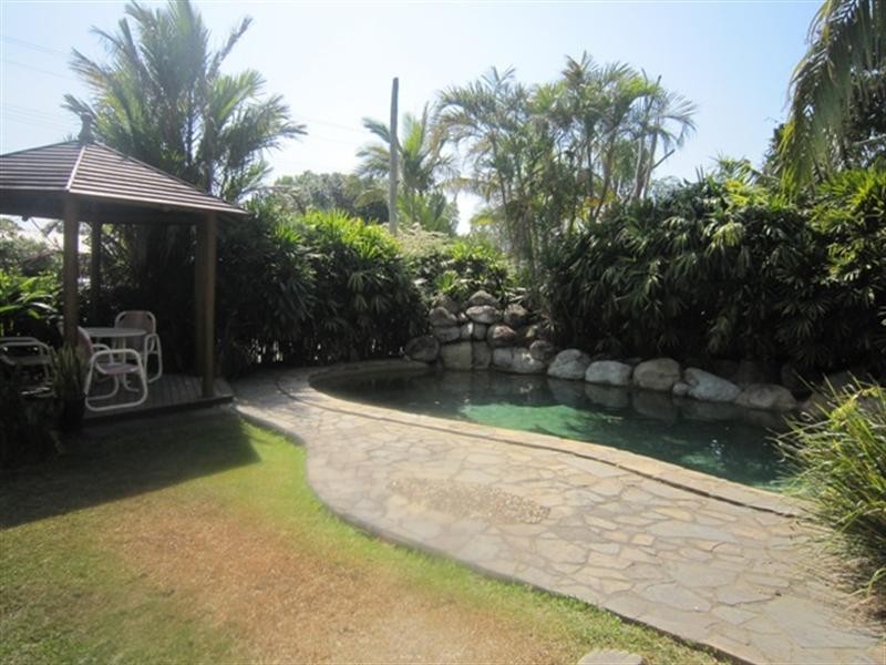 27 Wiseman Road East, Edmonton QLD 4869