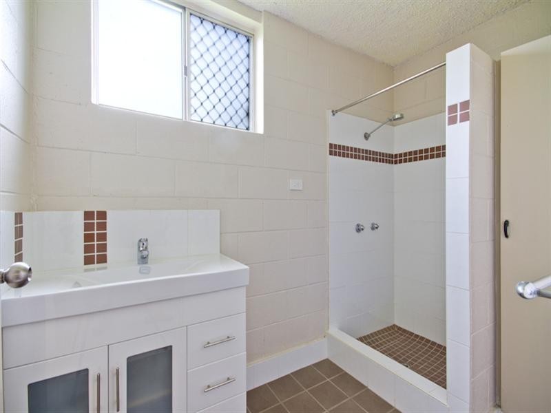 1-4/49 Sondrio Street, Woree QLD 4868