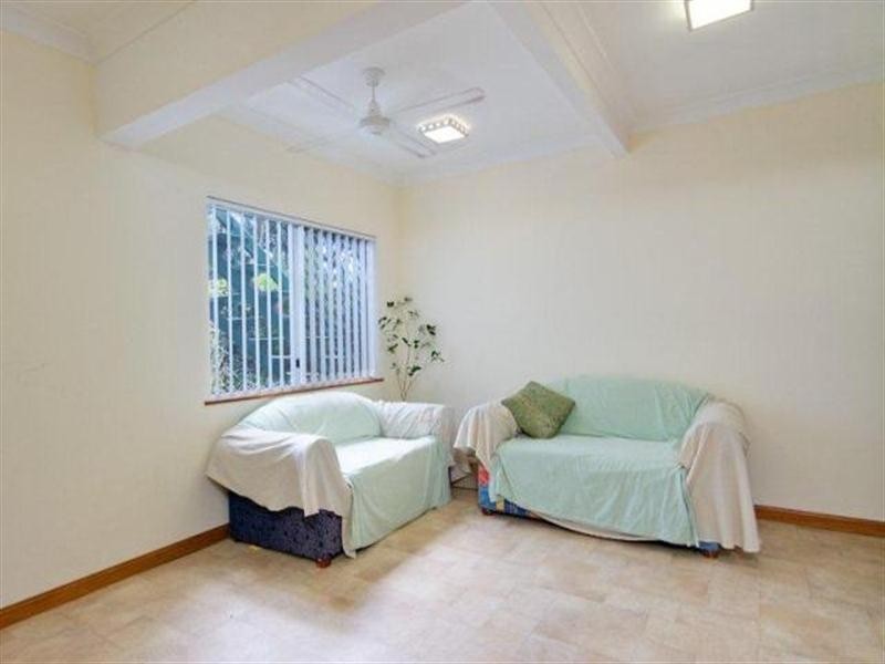 39 Shannon Drive, Woree QLD 4868