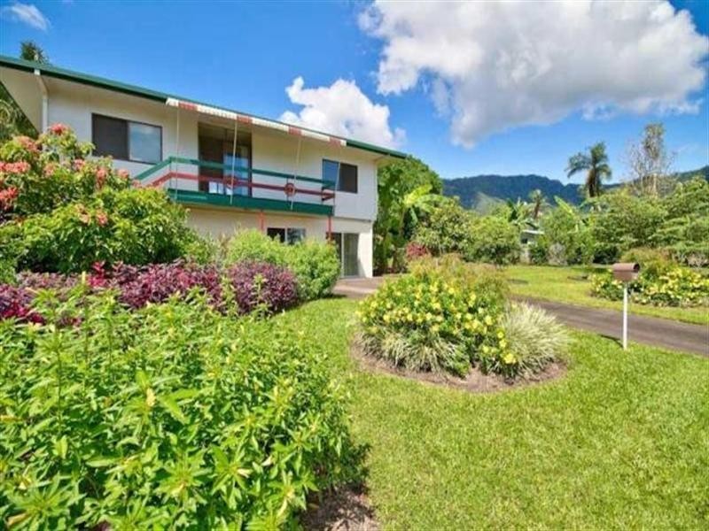 39 Shannon Drive, Woree QLD 4868