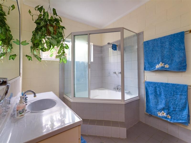 13 Scotia Close, Mount Sheridan QLD 4868