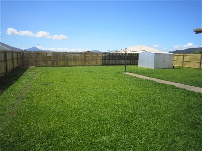 18 Hyacinth Close, Edmonton QLD 4869