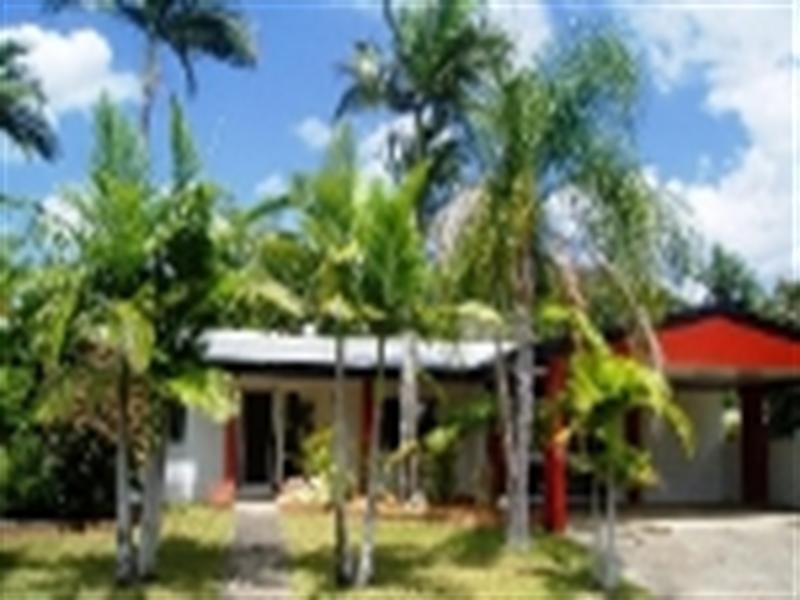 2 Victory Close, Edmonton QLD 4869