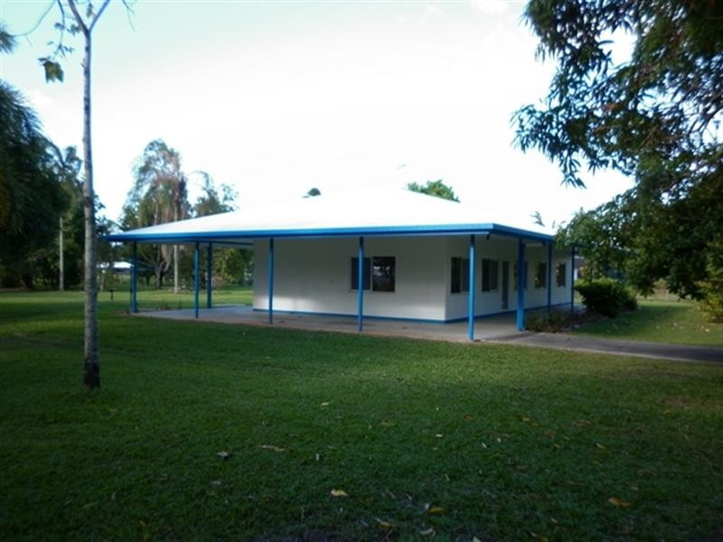 31-35 Mission Road, White Rock QLD 4868