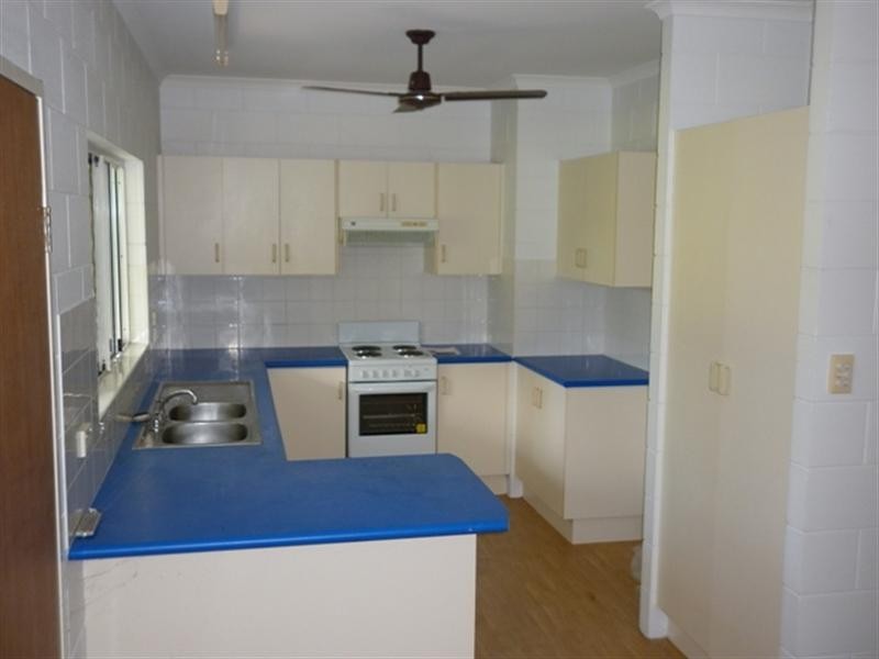 31-35 Mission Road, White Rock QLD 4868