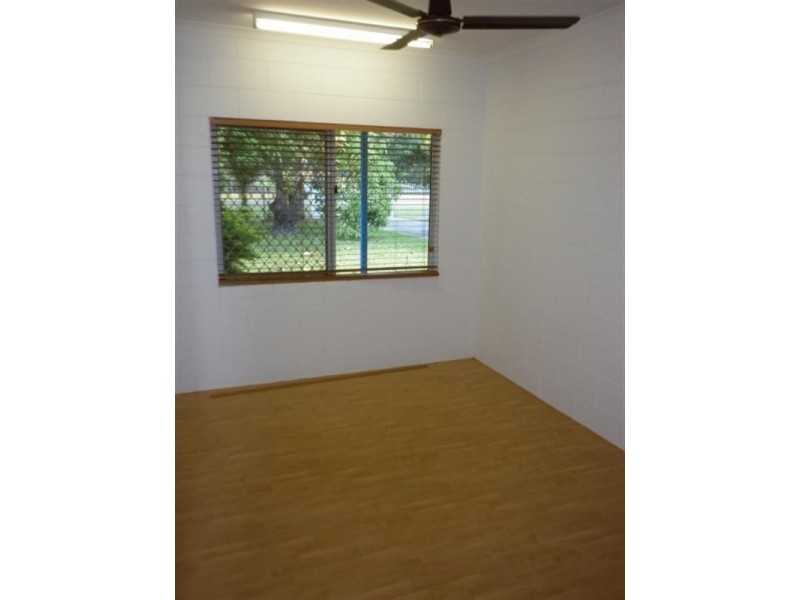 31-35 Mission Road, White Rock QLD 4868