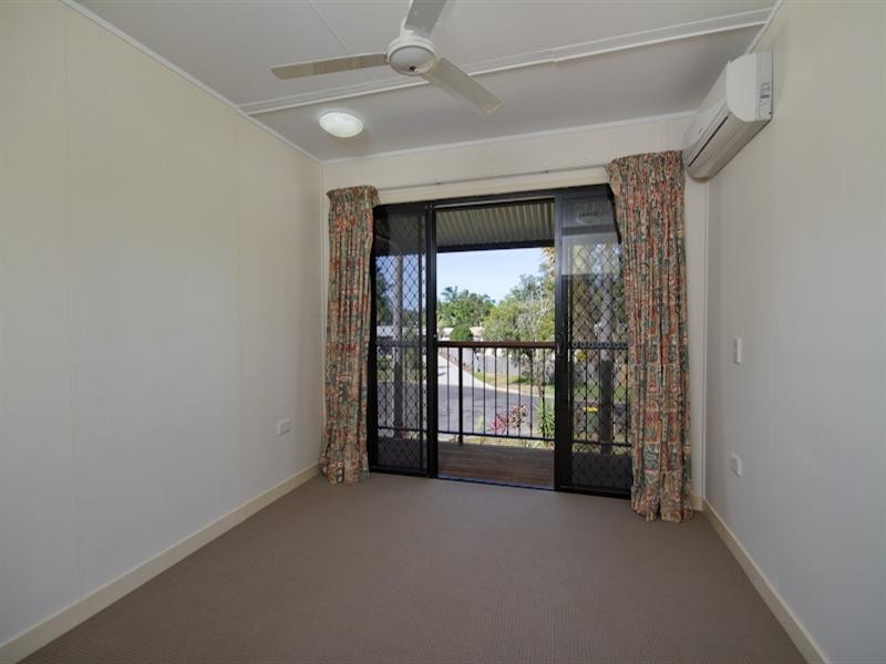 11 Corinna Close, Edmonton QLD 4869