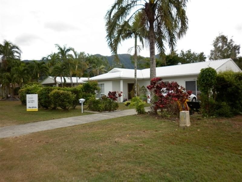 48 Robert Road, Bentley Park QLD 4869