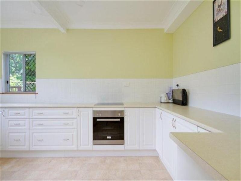 39 Shannon Drive, Woree QLD 4868