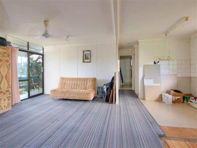 39 Shannon Drive, Woree QLD 4868