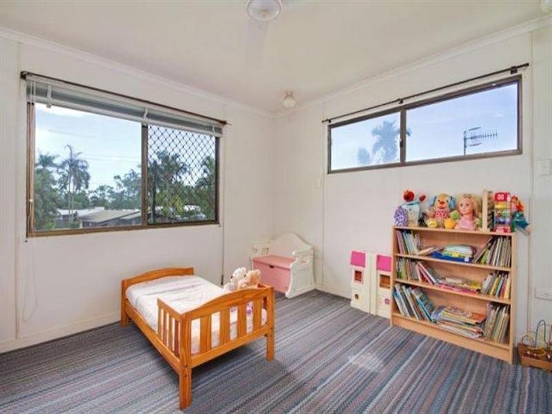 39 Shannon Drive, Woree QLD 4868