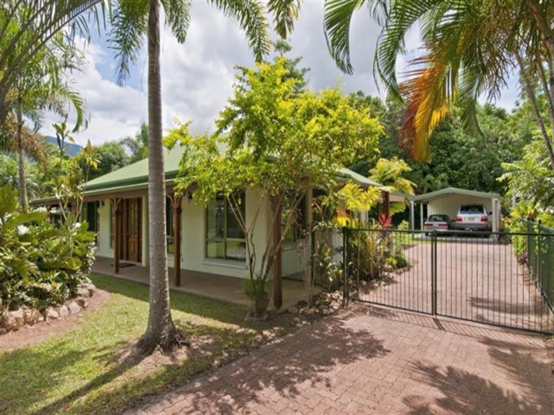 19 Thorpe Place, Bentley Park QLD 4869