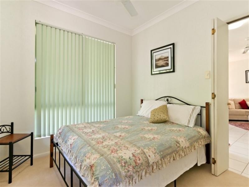 19 Thorpe Place, Bentley Park QLD 4869