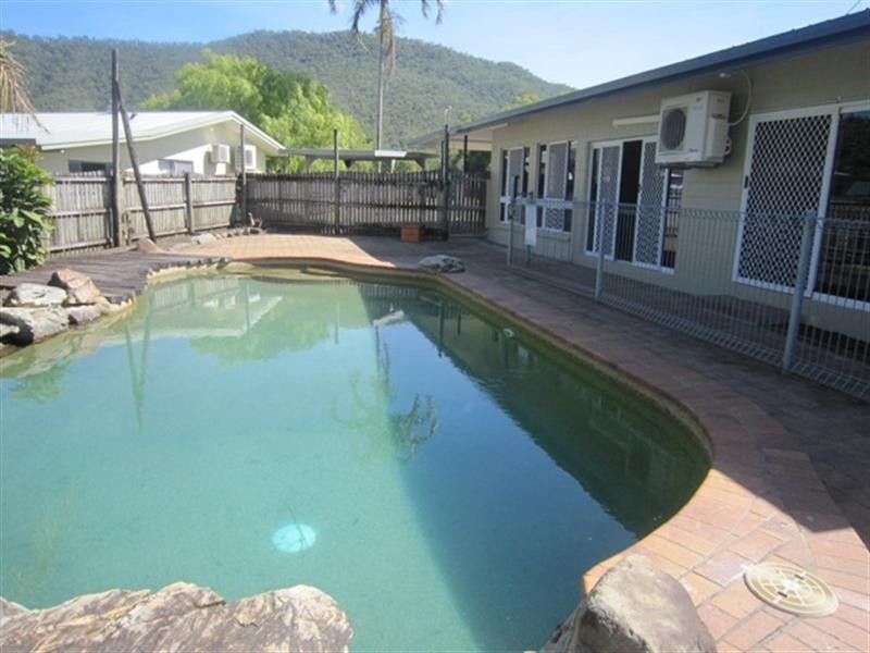 2 Coughlan Close, Gordonvale QLD 4865