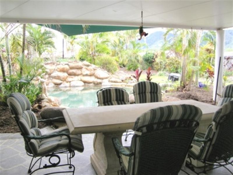 9 Humbolt Close, Edmonton QLD 4869