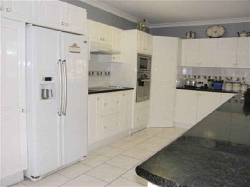 9 Humbolt Close, Edmonton QLD 4869