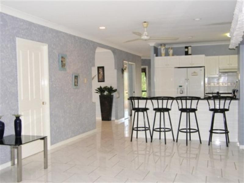 9 Humbolt Close, Edmonton QLD 4869