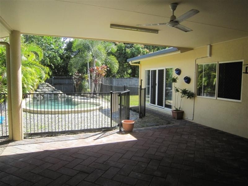 2 Cadzow Court, Edmonton QLD 4869