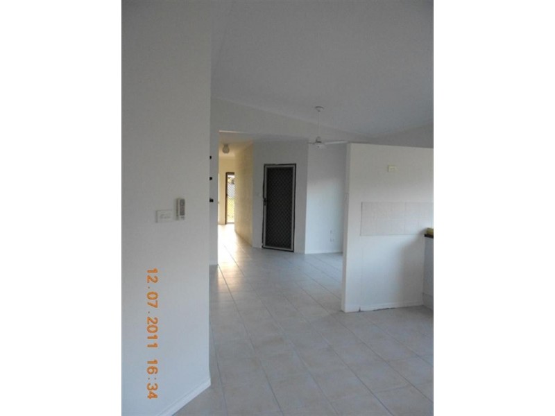 Bentley Park QLD 4869