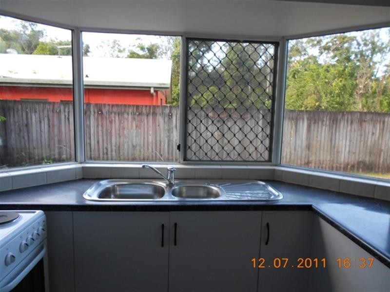 Bentley Park QLD 4869