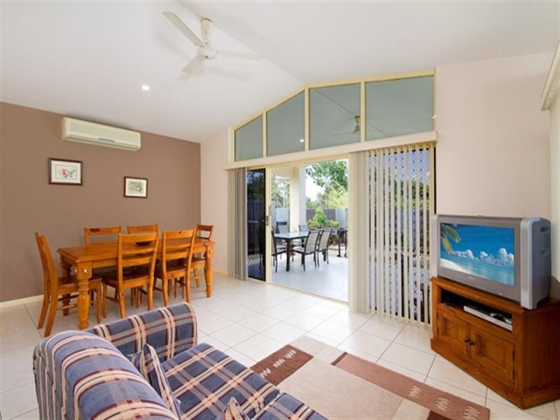 Bentley Park QLD 4869