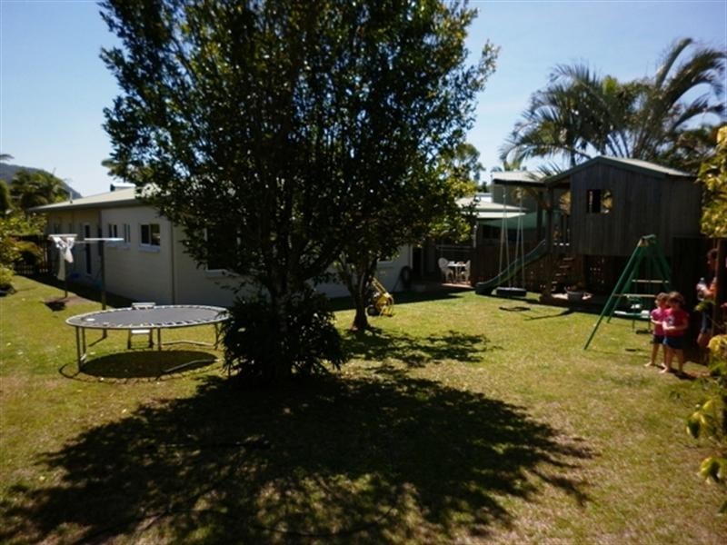 3 Arnhem Close, Bentley Park QLD 4869