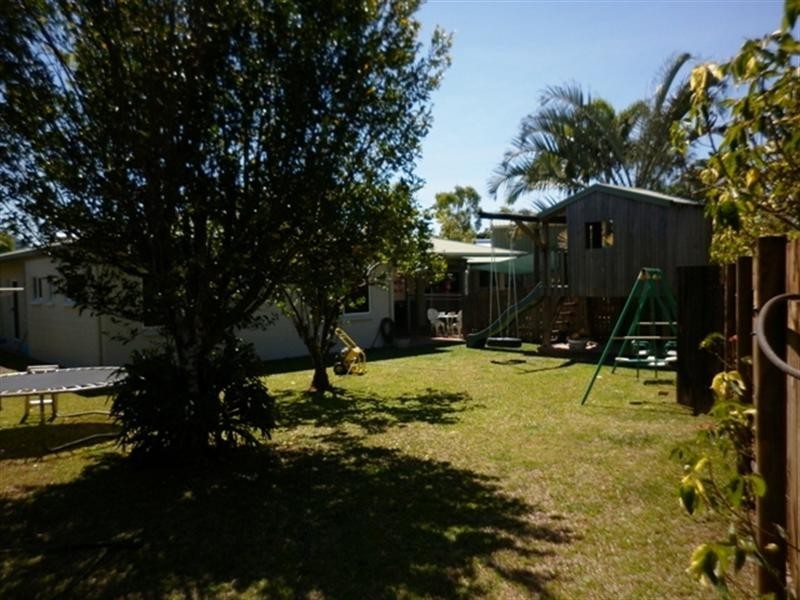 3 Arnhem Close, Bentley Park QLD 4869