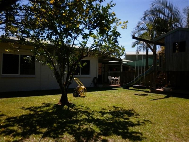 3 Arnhem Close, Bentley Park QLD 4869