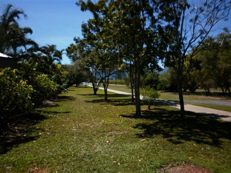 3 Arnhem Close, Bentley Park QLD 4869