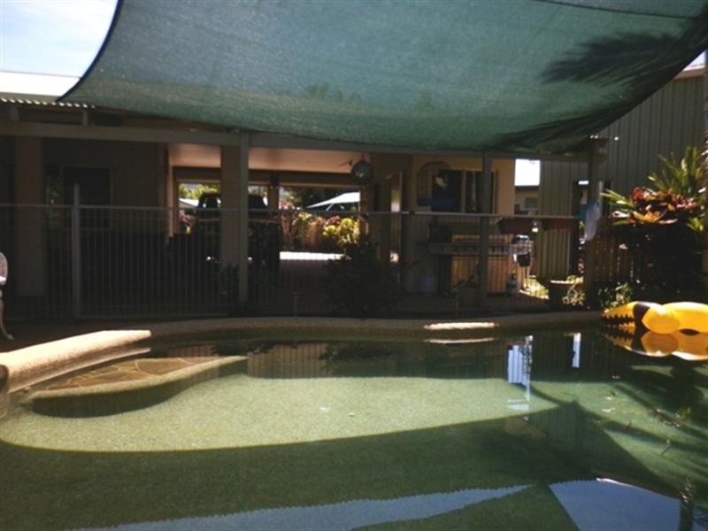 3 Arnhem Close, Bentley Park QLD 4869