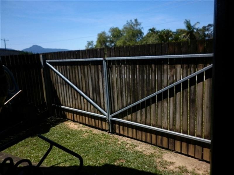 3 Arnhem Close, Bentley Park QLD 4869