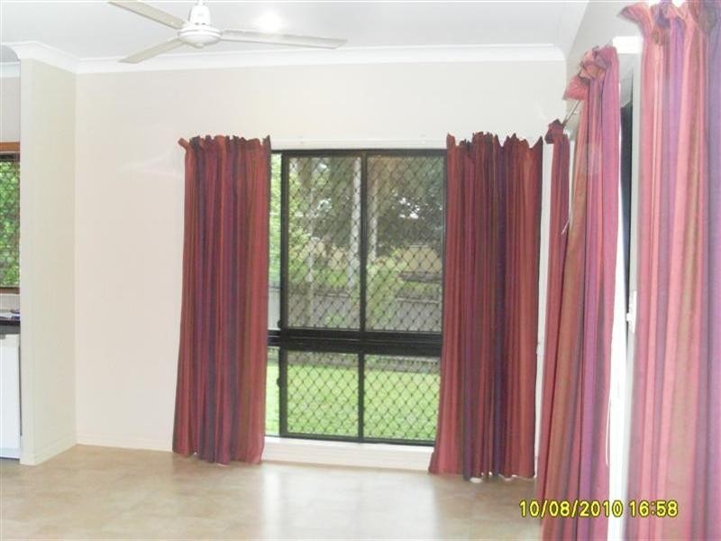 Bentley Park QLD 4869