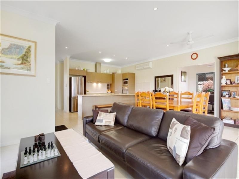 55 Leftwich Street, White Rock QLD 4868