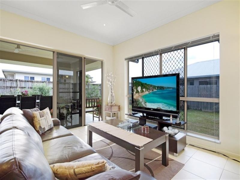 55 Leftwich Street, White Rock QLD 4868