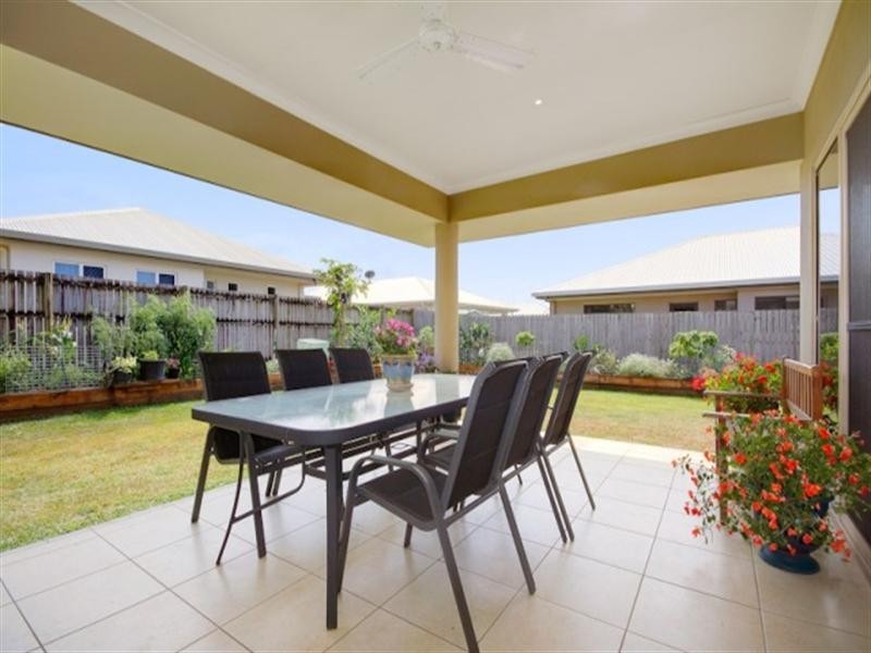 55 Leftwich Street, White Rock QLD 4868