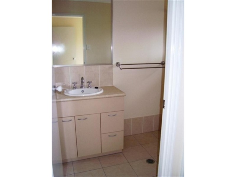 Bentley Park QLD 4869