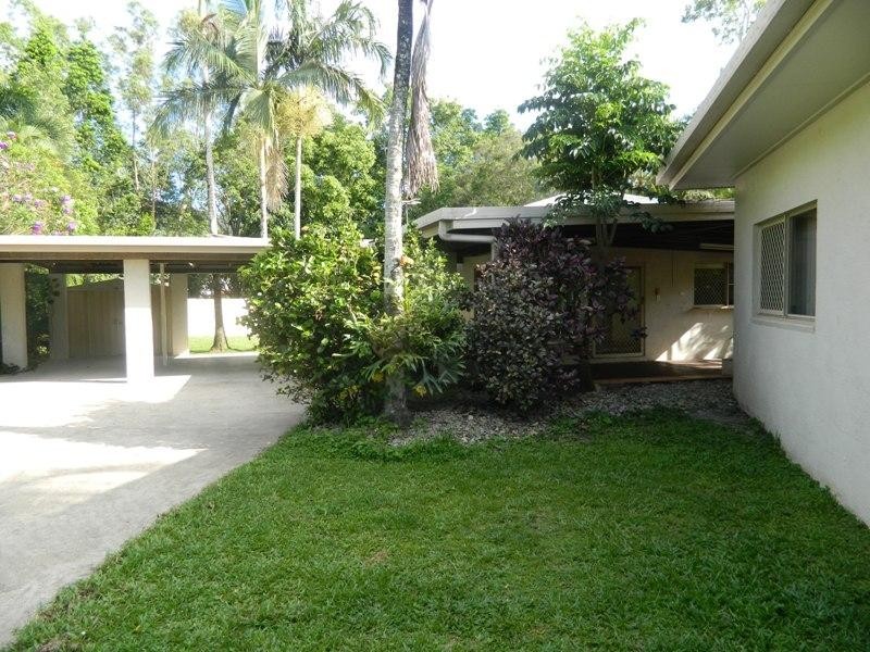 Bentley Park QLD 4869