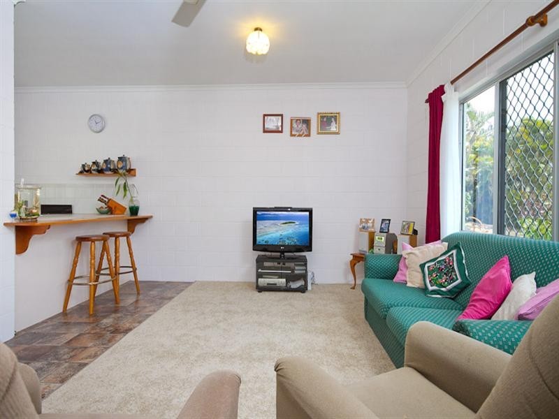 Bentley Park QLD 4869