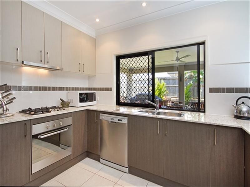 126 Fitzmaurice Drive, Bentley Park QLD 4869