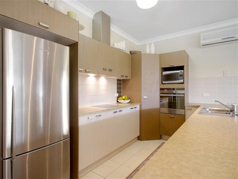 55 Leftwich Street, White Rock QLD 4868