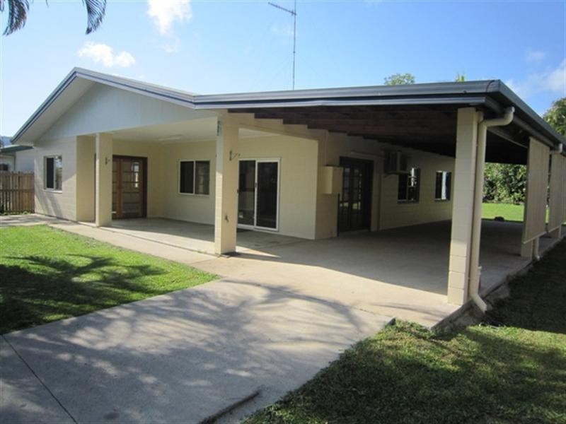 9 Sinclair Street, Gordonvale QLD 4865