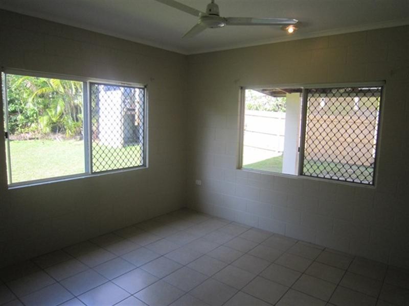 9 Sinclair Street, Gordonvale QLD 4865