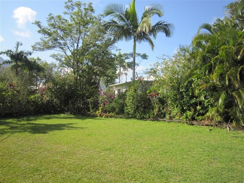 9 Sinclair Street, Gordonvale QLD 4865