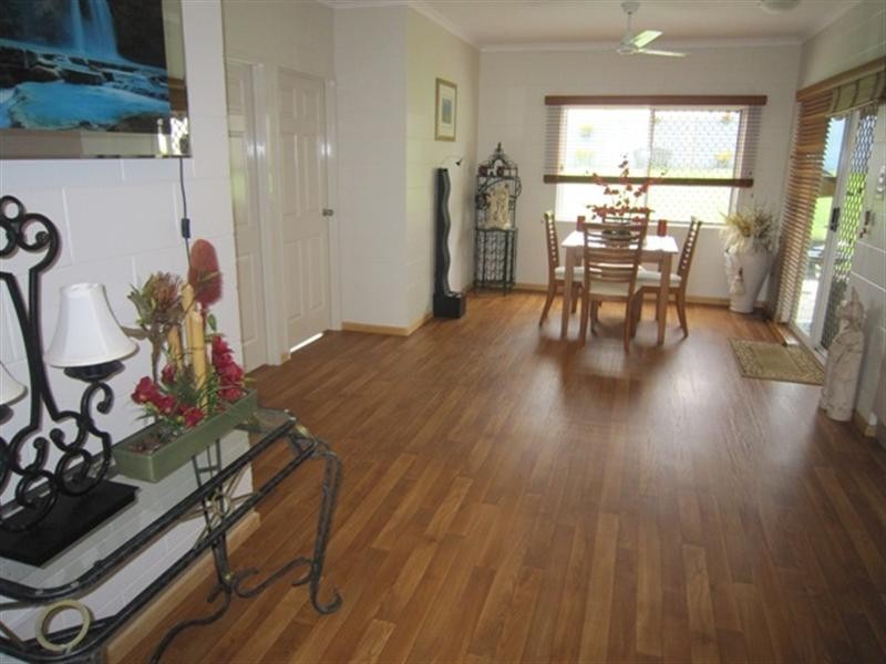 Bentley Park QLD 4869