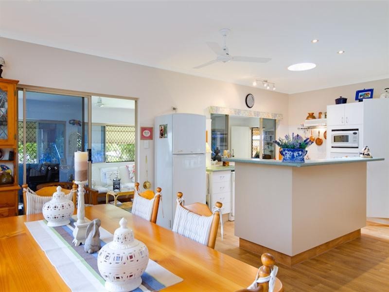 283 Robert Road, Bentley Park QLD 4869