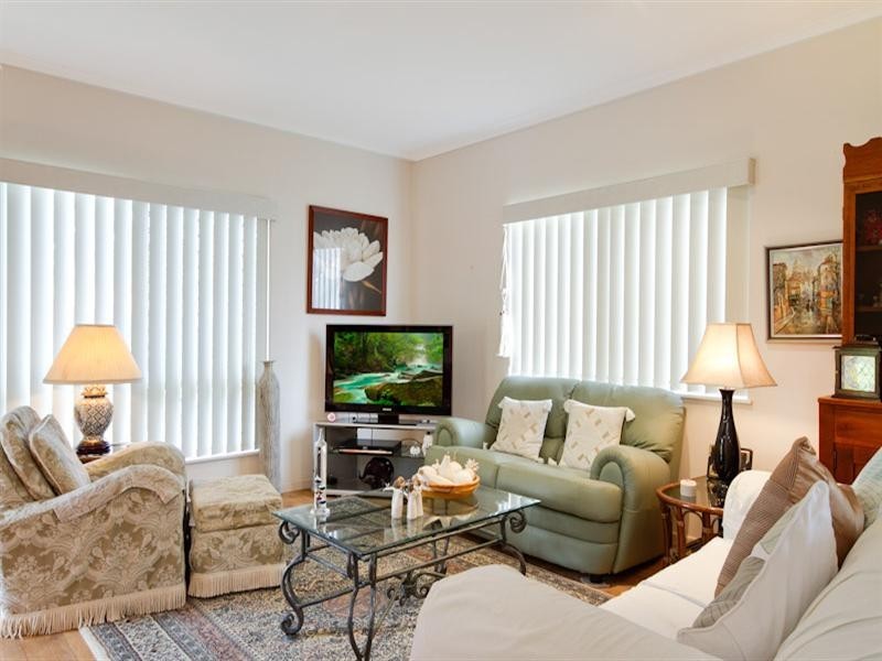 283 Robert Road, Bentley Park QLD 4869