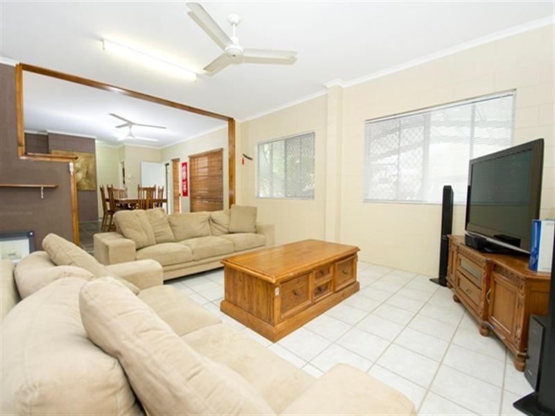 6 Barney Street, Edmonton QLD 4869